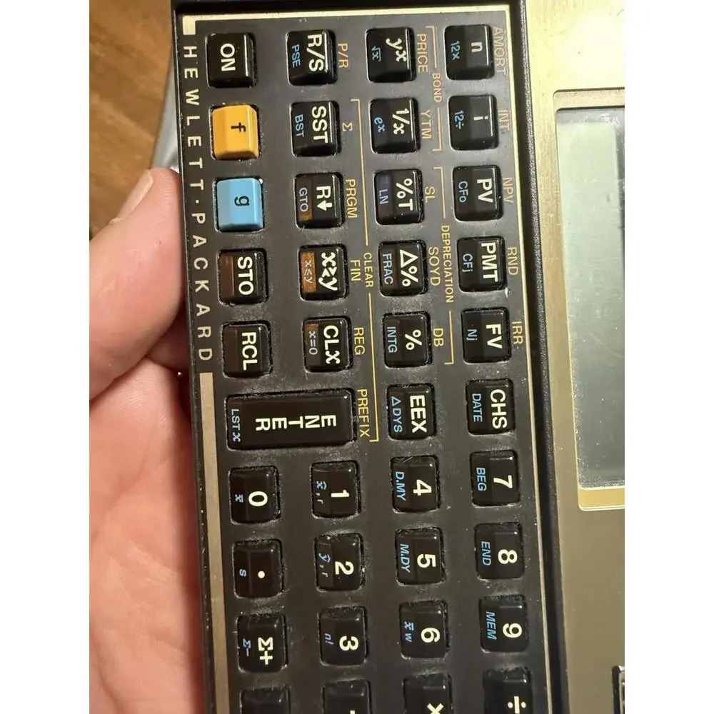 Hewlett Packard HP 12C Financial Calculator With Original Case